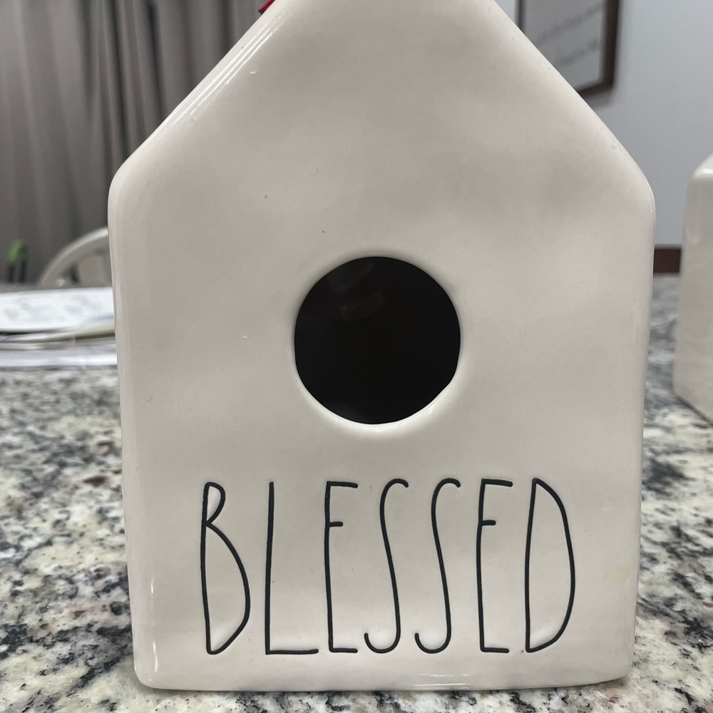 Bird house